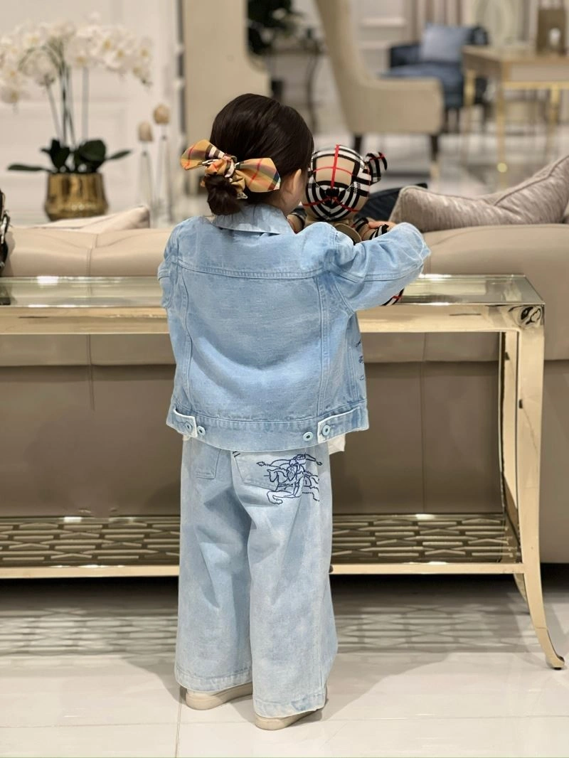 Burberry Kids Elegant 99680