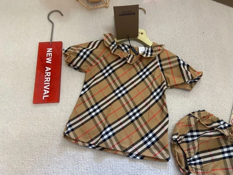 Trendy Burberry Kids 99610