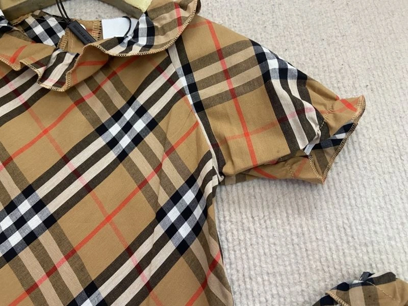 Trendy Burberry Kids 99610