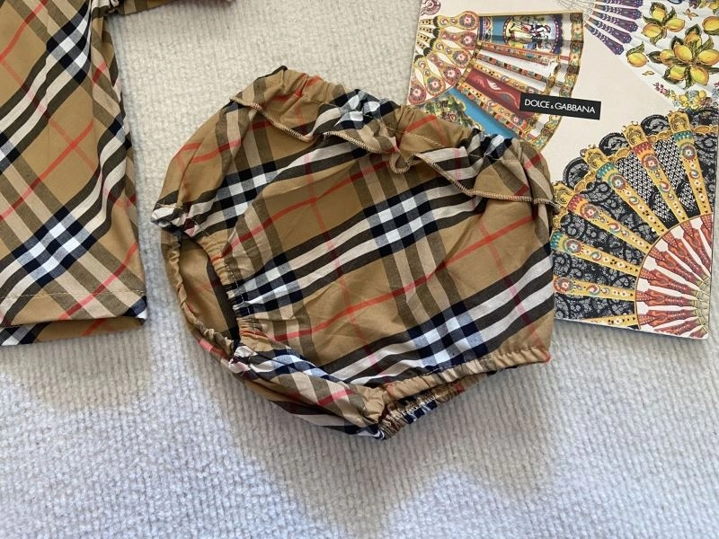 Trendy Burberry Kids 99610