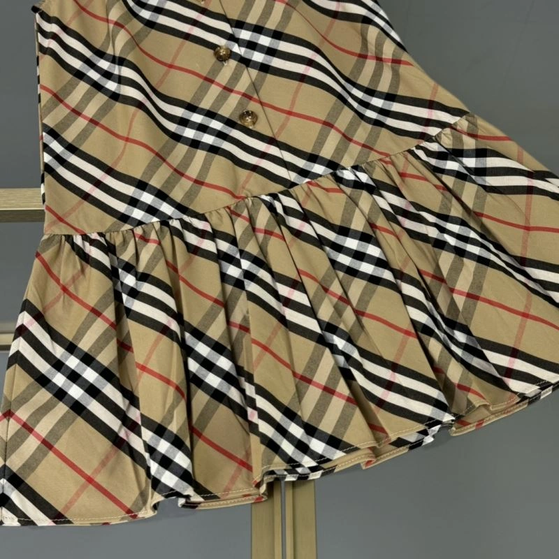 Neat Burberry Kids 99601