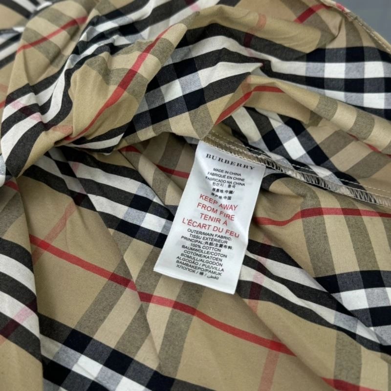 Neat Burberry Kids 99601