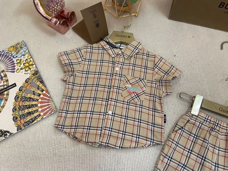 Burberry Kids Comfortable 99602