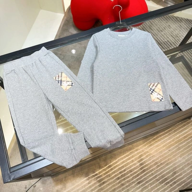 Burberry Kids Comfortable 99575