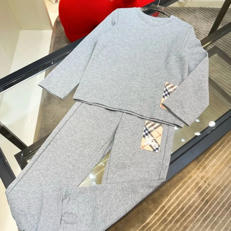 Burberry Kids Comfortable 99575