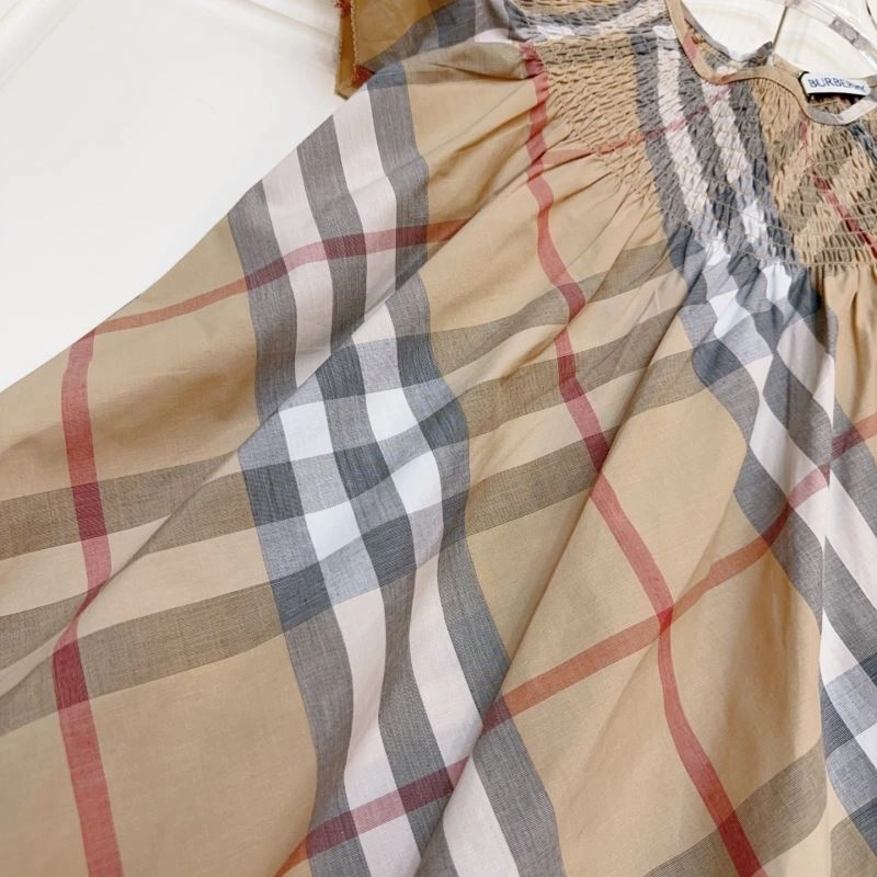 Burberry Kids Comfortable 99567