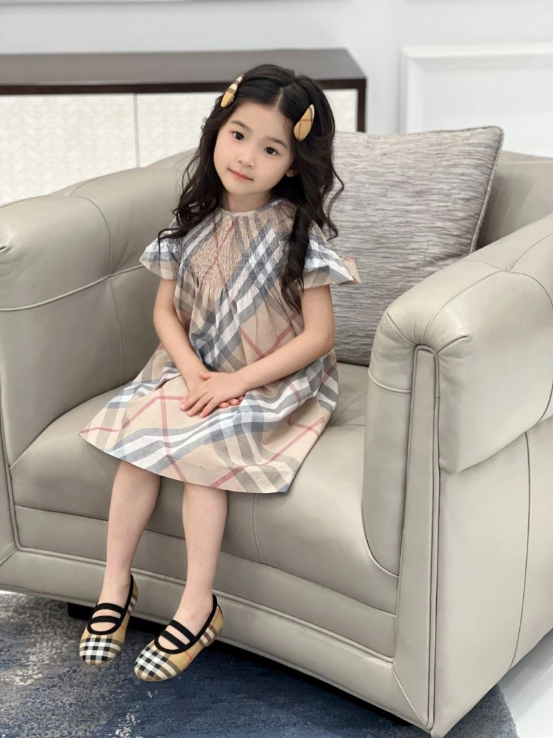 Burberry Kids Comfortable 99567