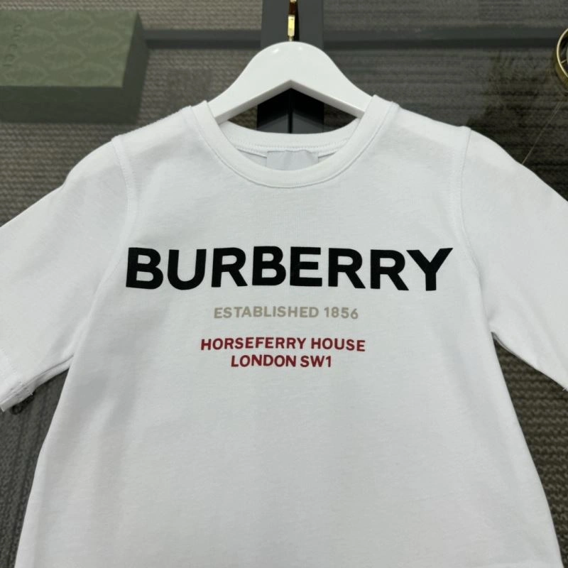 Burberry Kids Comfortable 99543
