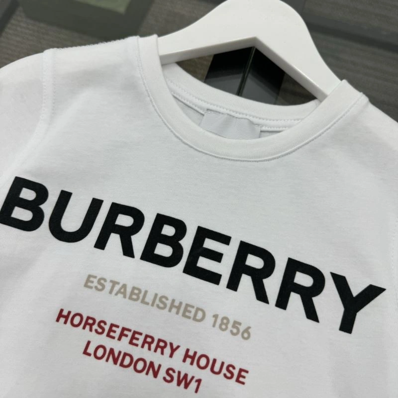 Burberry Kids Comfortable 99543