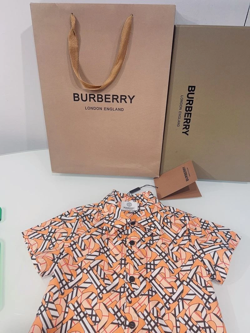 UrbanChic Burberry Kids 99875
