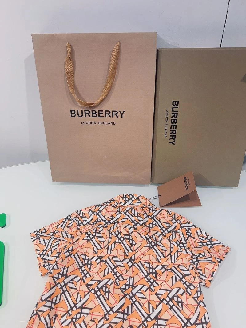UrbanChic Burberry Kids 99875