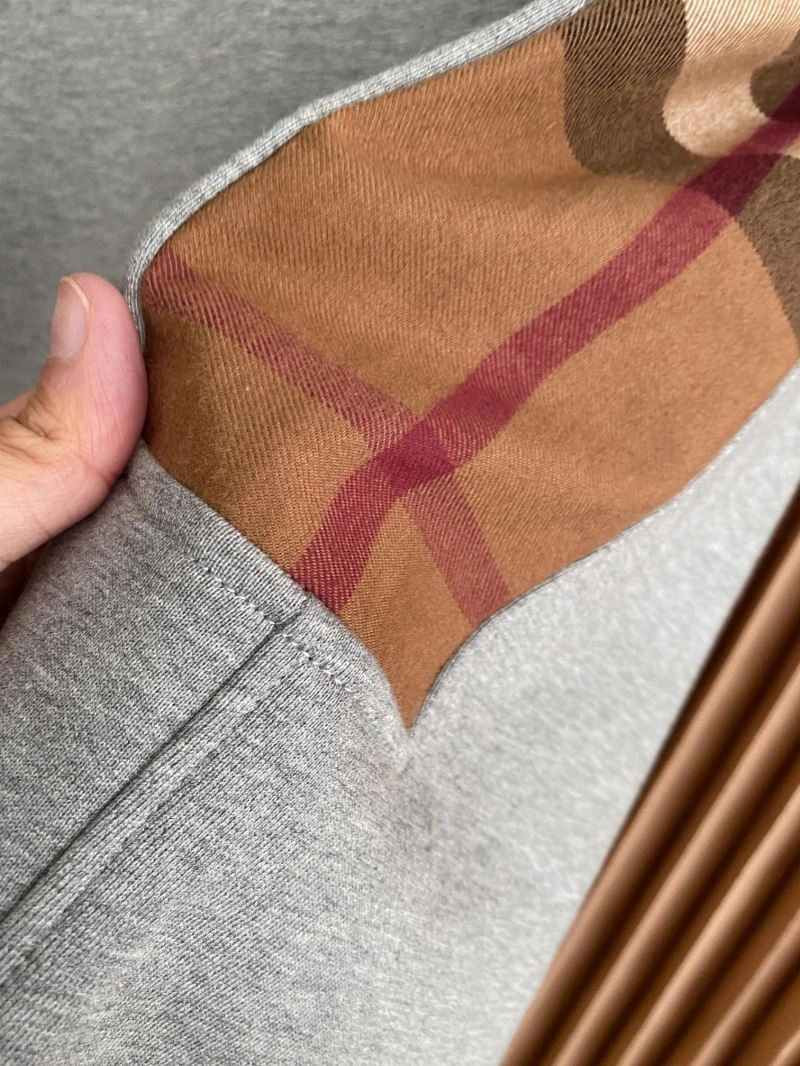 Sporty Burberry Long Pants 103153