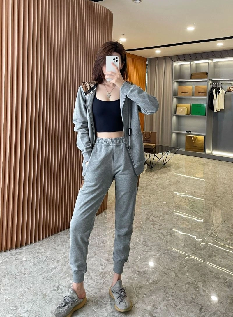 Sporty Burberry Long Pants 103153