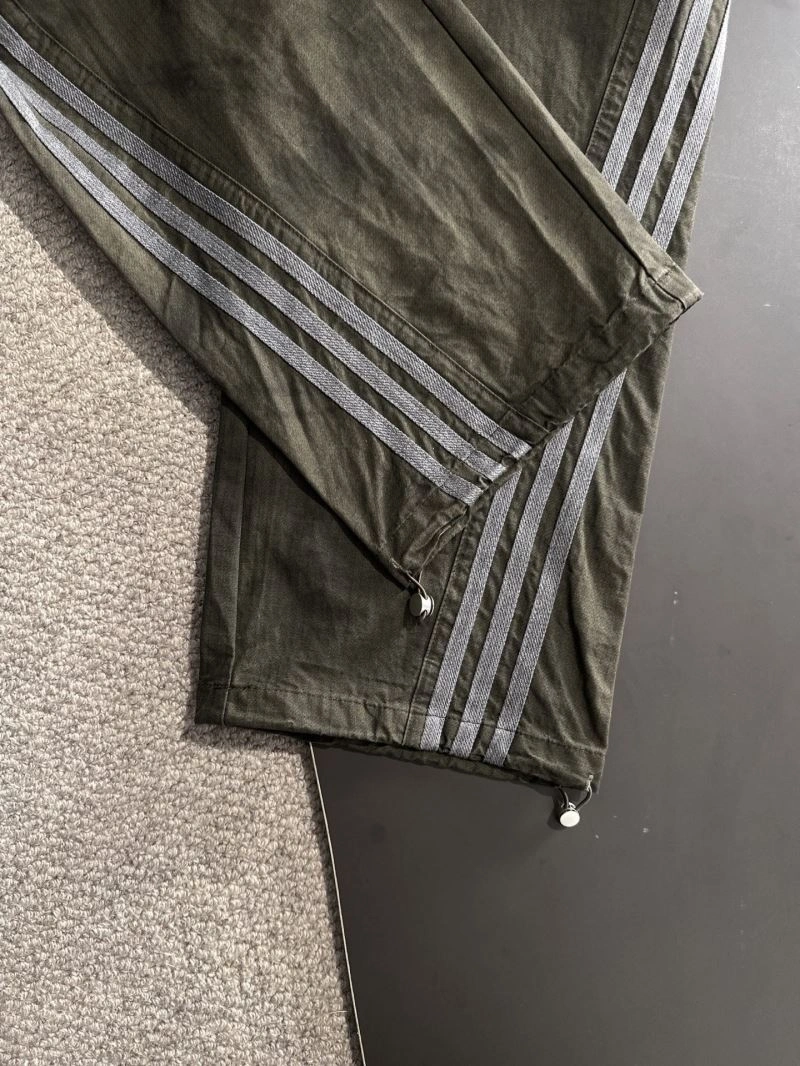 Bold Burberry Long Pants 103126