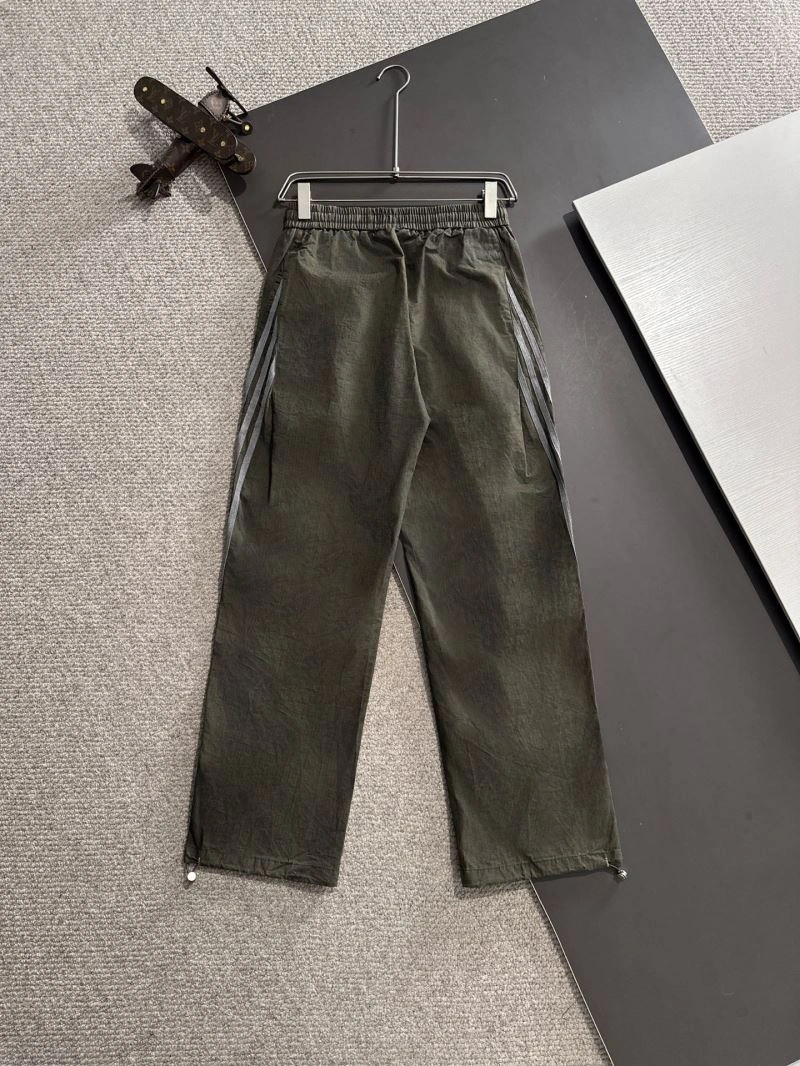 Bold Burberry Long Pants 103126