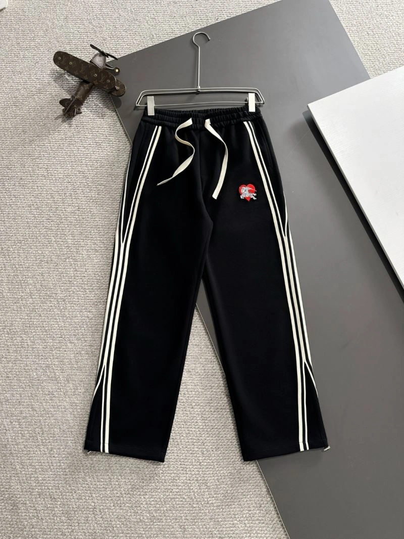 FashionForward Burberry Long Pants 103122