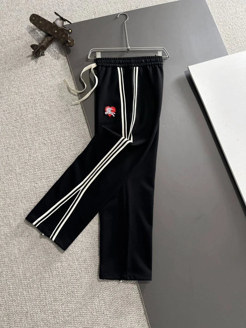 FashionForward Burberry Long Pants 103122