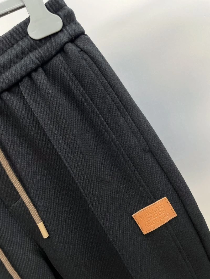 WaterResistant Burberry Long Pants 102823