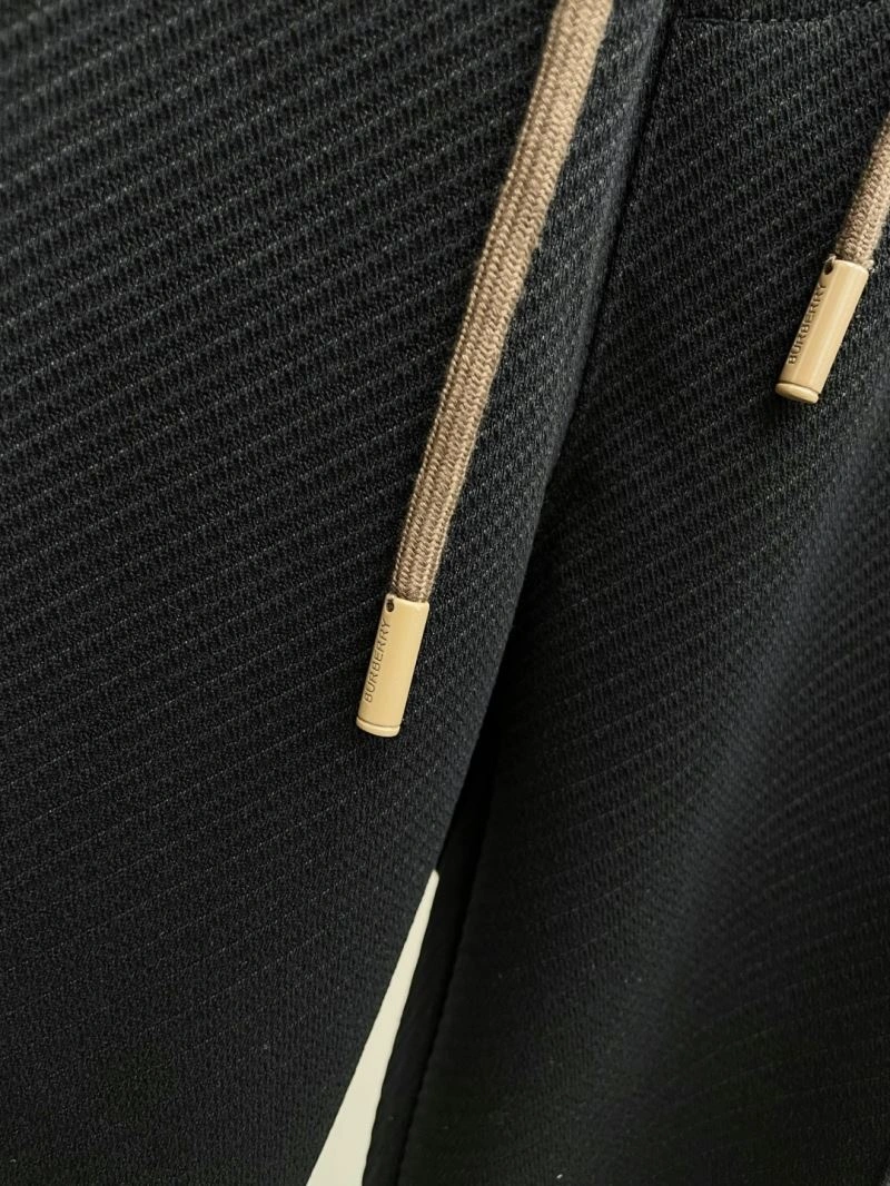 WaterResistant Burberry Long Pants 102823