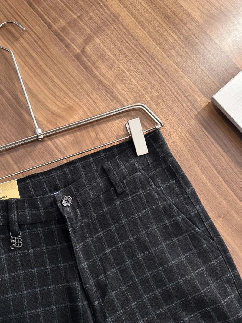 Burberry Long Pants FashionForward 101765