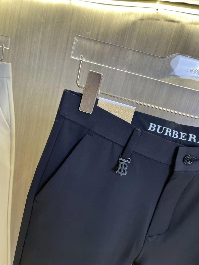 Burberry Long Pants FashionForward 101751