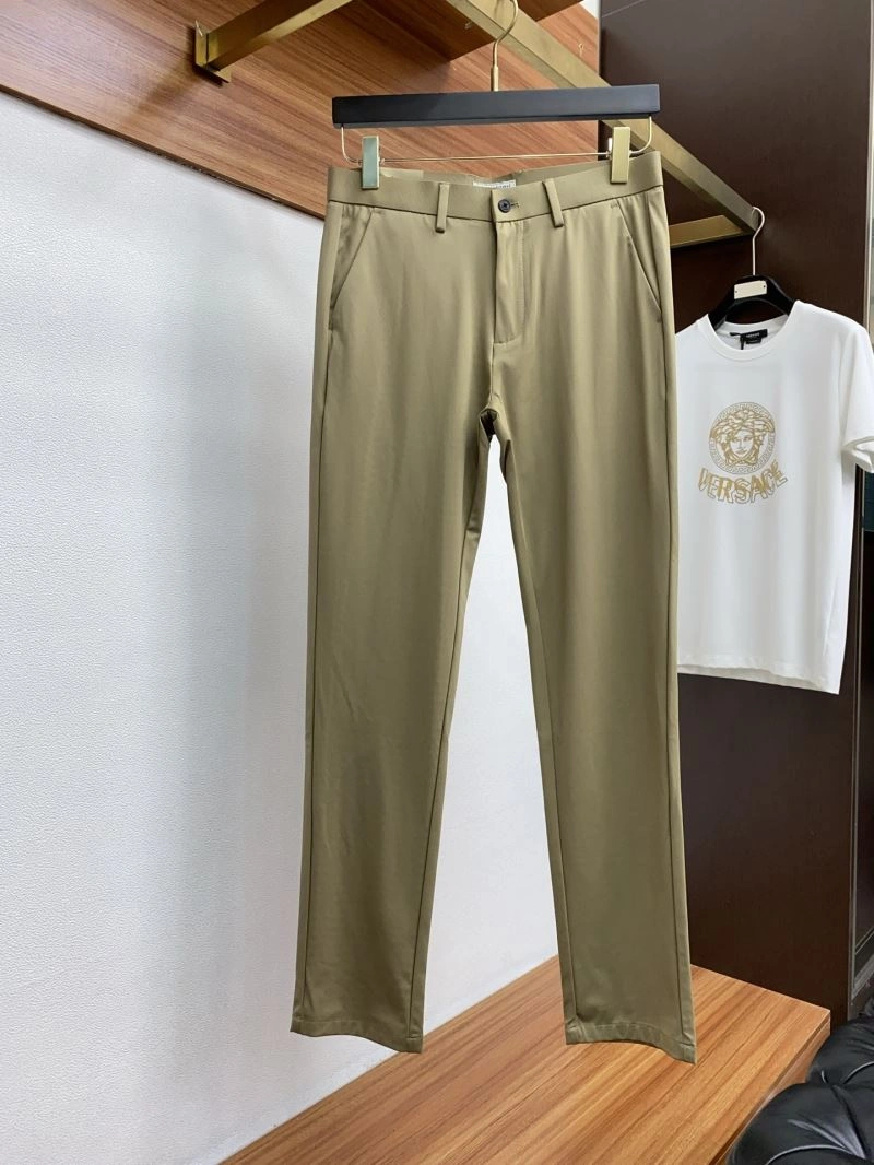 Seasonal Burberry Long Pants 101223