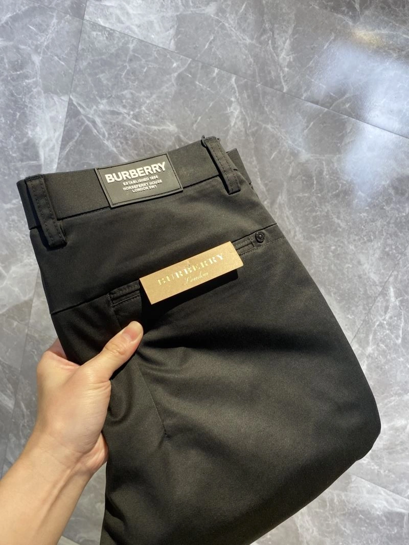 Burberry Long Pants FashionForward 100294