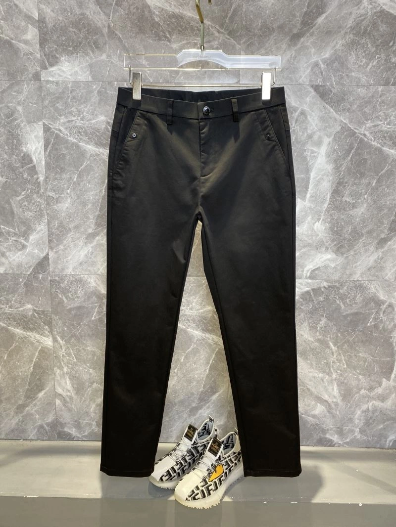 Burberry Long Pants FashionForward 100294