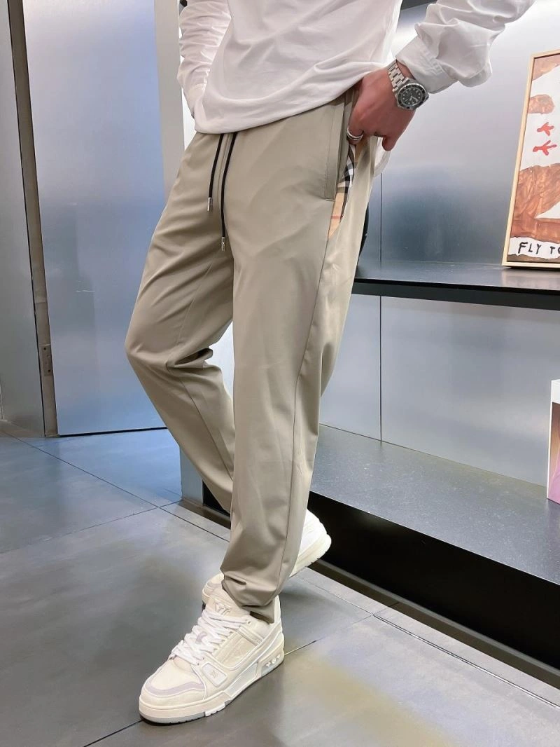 Burberry Long Pants FashionForward 100265