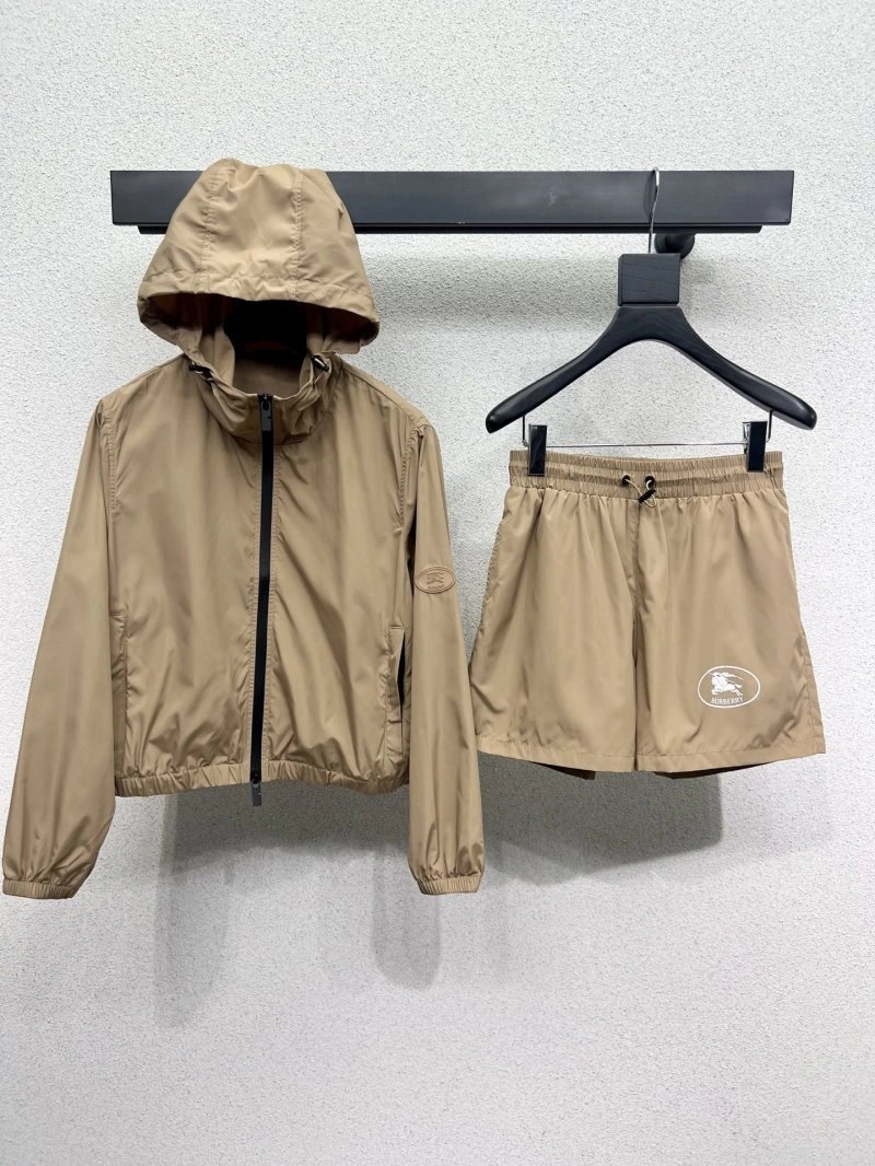 Burberry Long Suits WaterResistant 99176