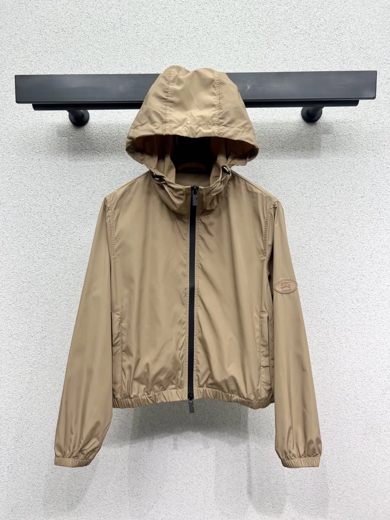 Burberry Long Suits WaterResistant 99176