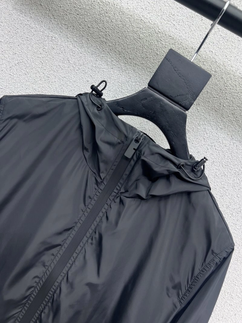 Minimalist Burberry Long Suits 99175