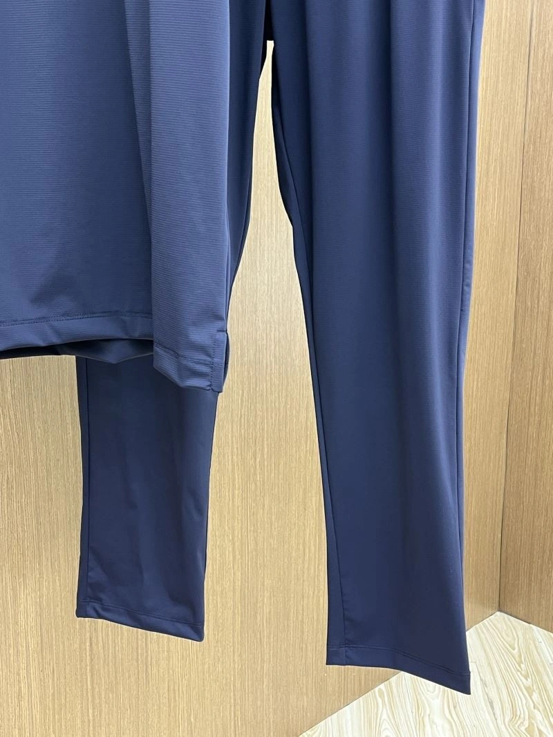 Timeless Burberry Long Suits 100756