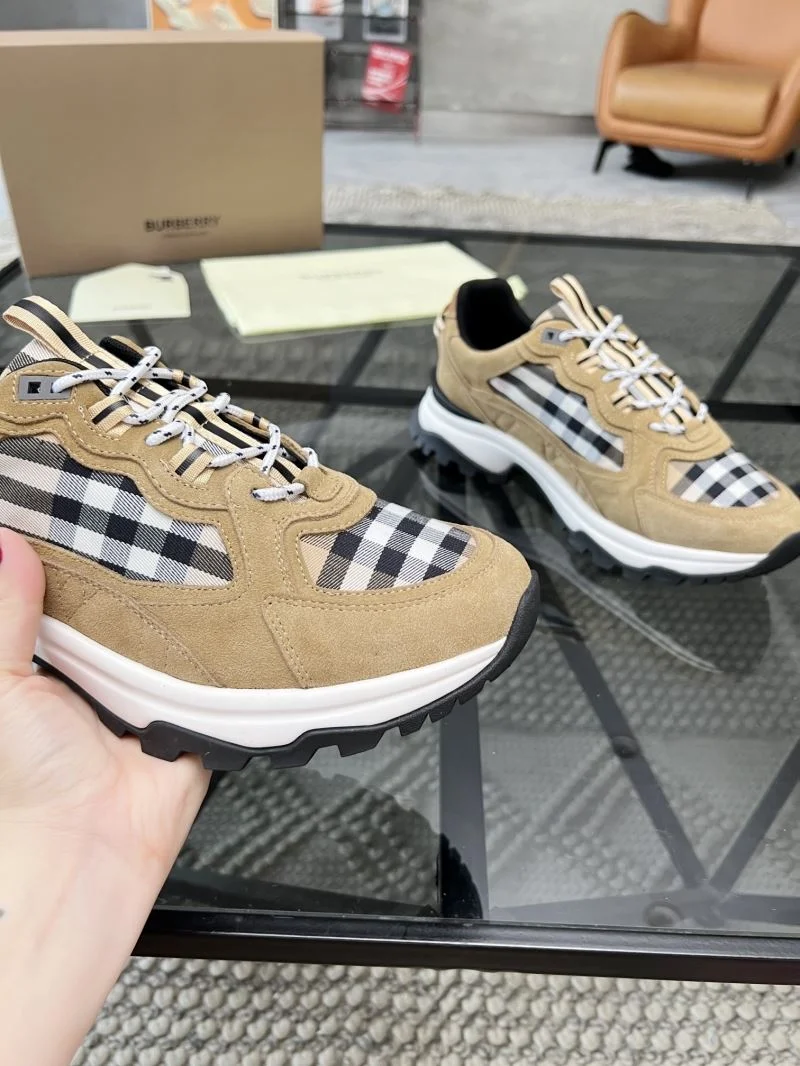 Burberry Low Shoes TravelReady 17105