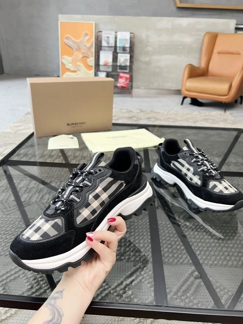Burberry Low Shoes Seasonal 17098