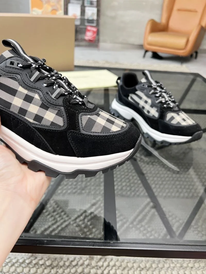 Burberry Low Shoes Seasonal 17098