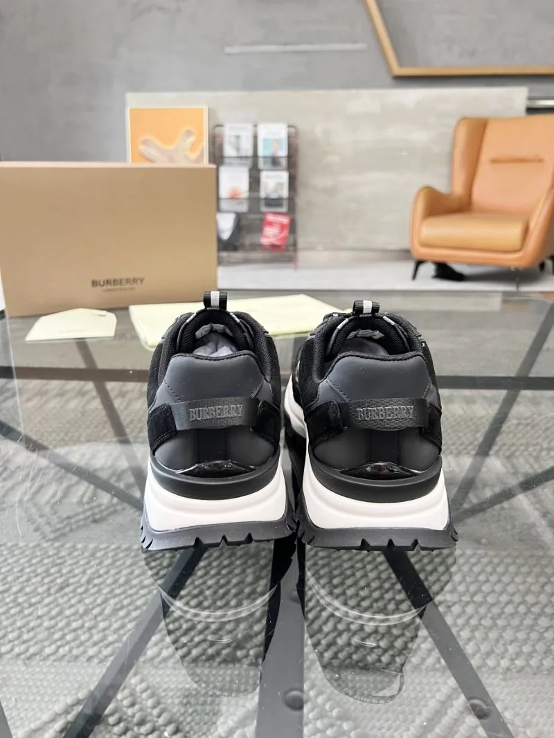 Burberry Low Shoes Seasonal 17098