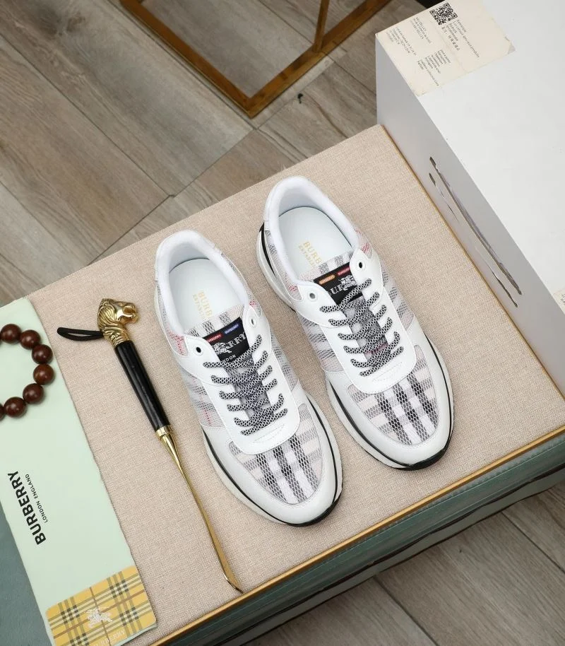 Burberry Low Shoes BestValue 17100