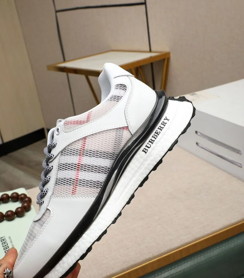 Burberry Low Shoes BestValue 17100