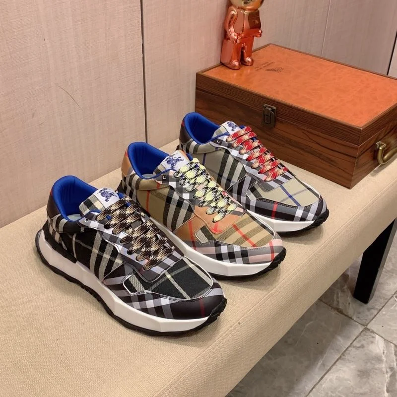 Seasonal Burberry Low Shoes 17089