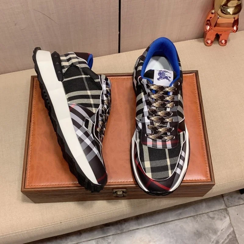 Seasonal Burberry Low Shoes 17089