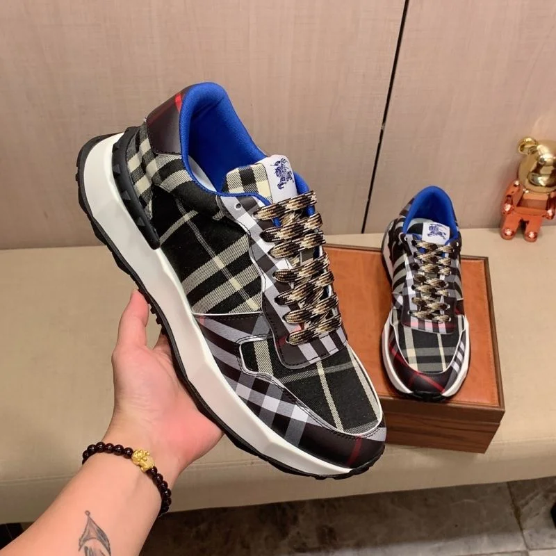 Seasonal Burberry Low Shoes 17089