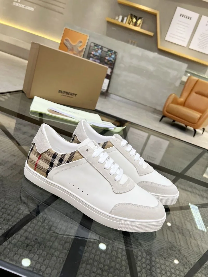 Lightweight Burberry Low Shoes 17091
