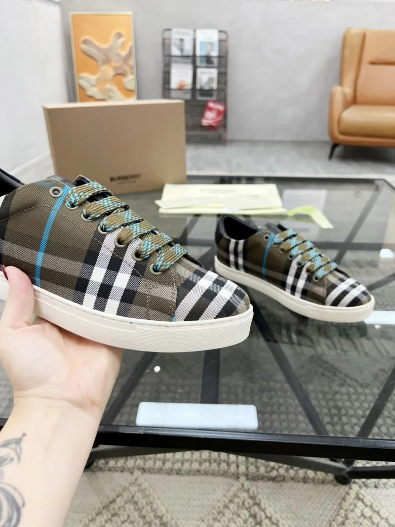 Trendy Burberry Low Shoes 17092
