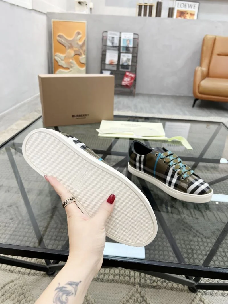 Trendy Burberry Low Shoes 17092