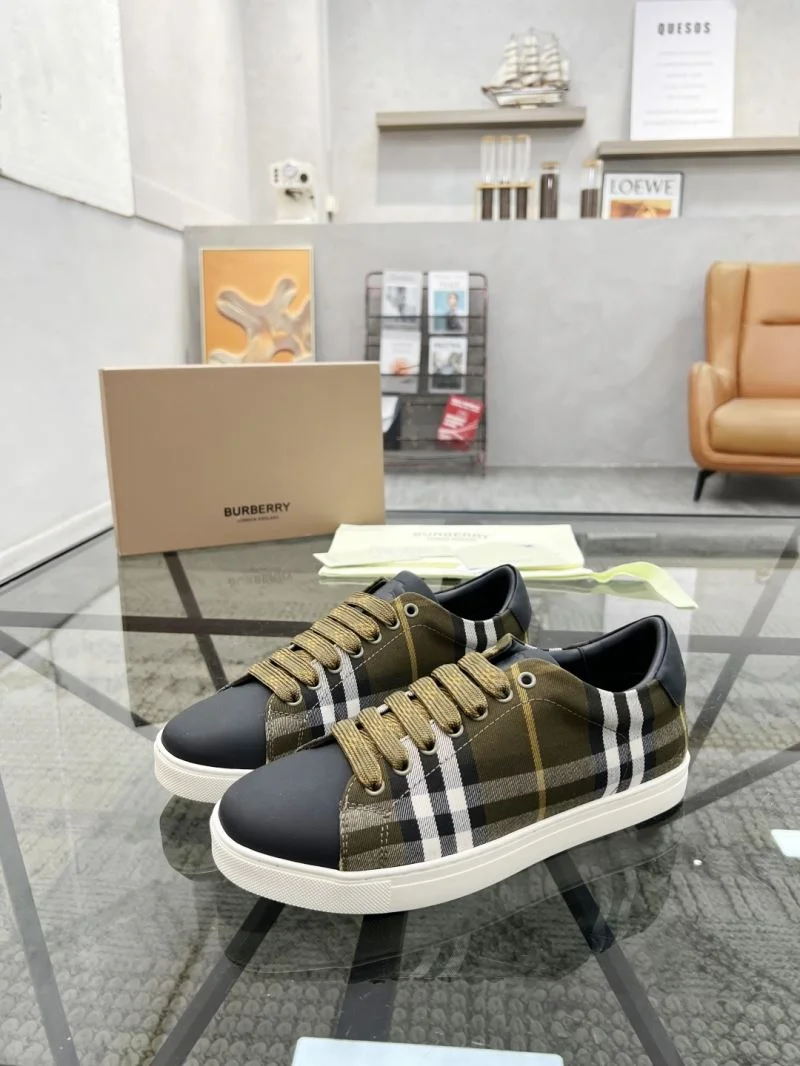 Burberry Low Shoes HighPerformance 17090