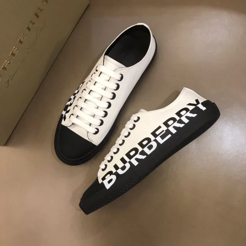 Burberry Low Shoes Bright 17088