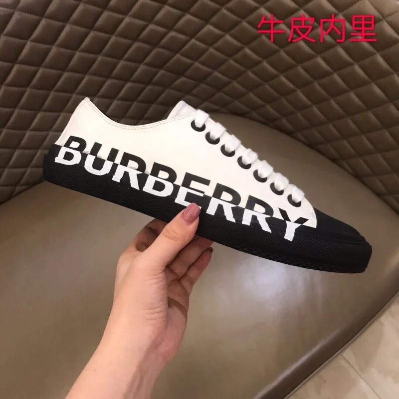 Burberry Low Shoes Bright 17088