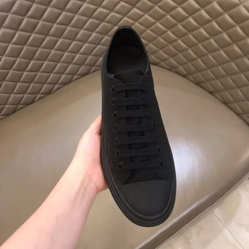 Burberry Low Shoes Refined 17086