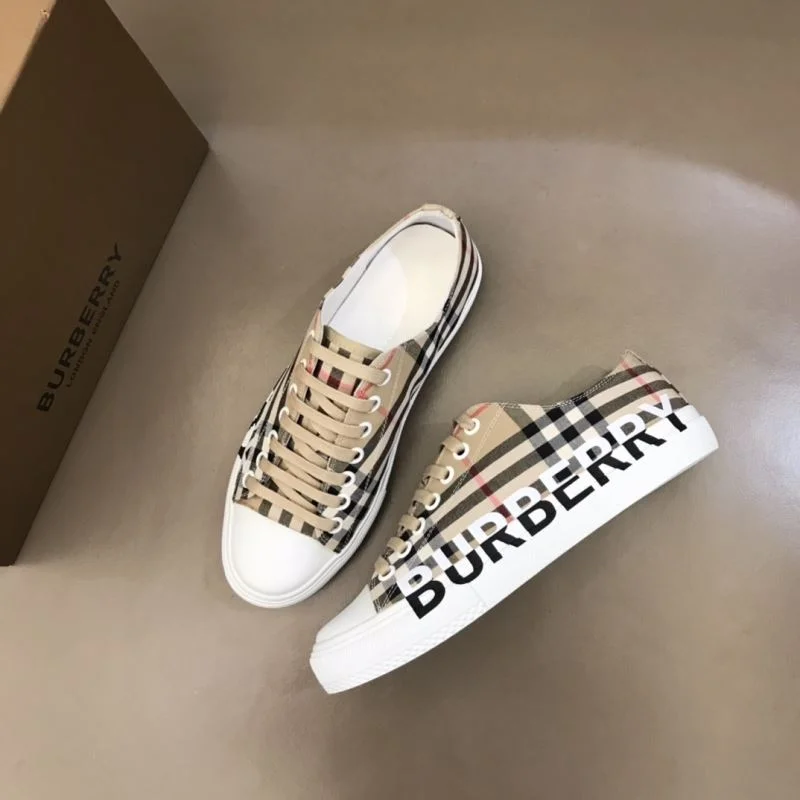 Burberry Low Shoes Sustainable 17072